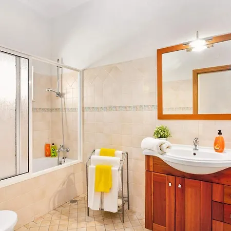 Arvela By * Gale (Albufeira)